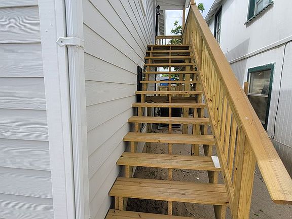 3rd image of 5211 Avenue S #96DE50233