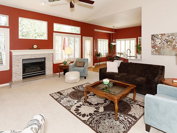 Spacious Family Room