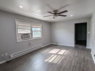 304 Hankes Ave #1, Aurora, IL 60505