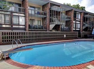 1040 Cherokee Rd APT F2, Louisville, KY