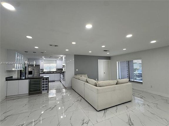 4th image of 10394 Fairway Heights Blvd #10394