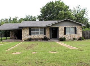 407 Russell Rd, Caddo, OK 74729