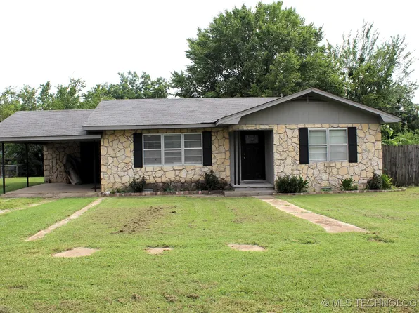 407 Russell Rd, Caddo, OK 74729