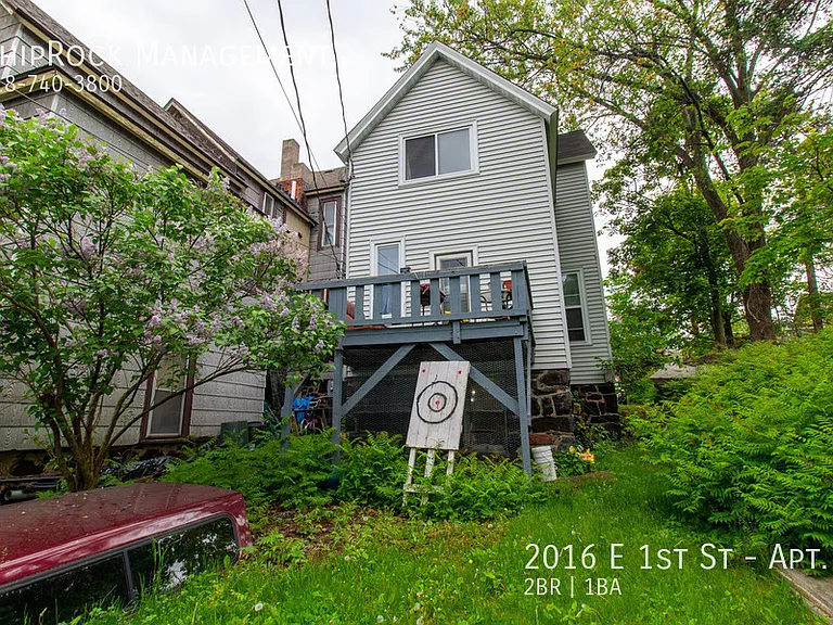 2016 E 1st St #1 — Photo 13