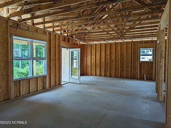 2nd image of 328 Leach Creek Drive
