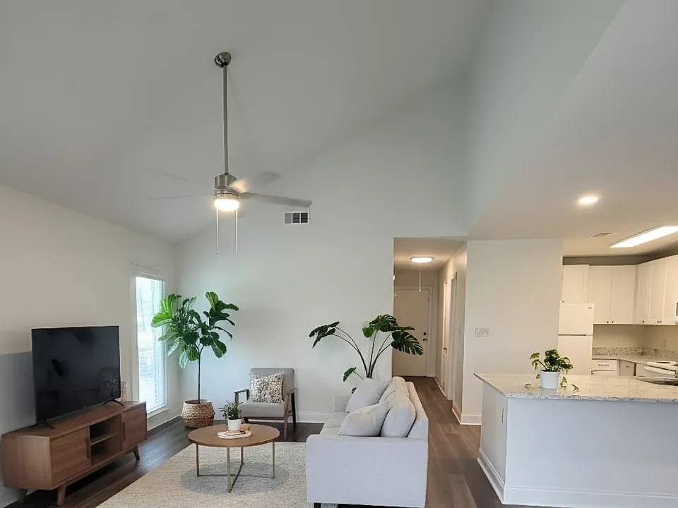 11011 Cal Rd #92