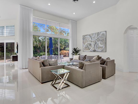 4th image of 6564 Somerset Circle