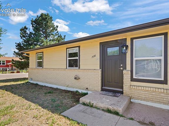 2nd image of 1438 Keith Dr