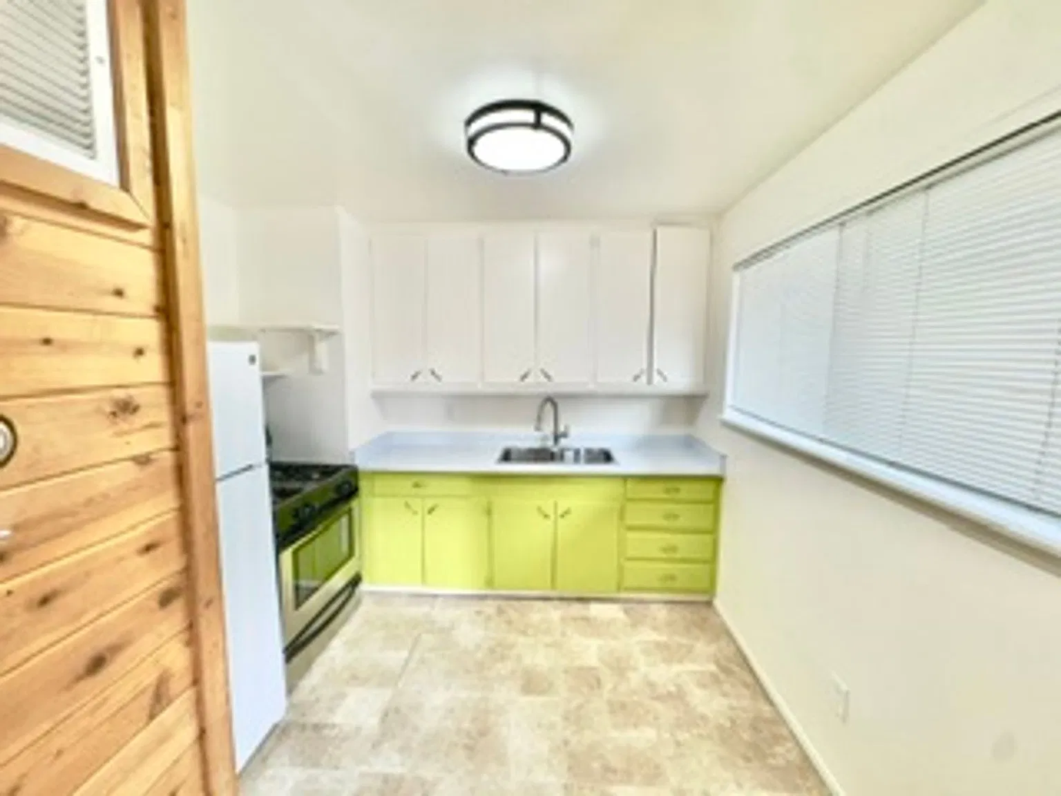 Delightful NOHO Rental — Photo 2