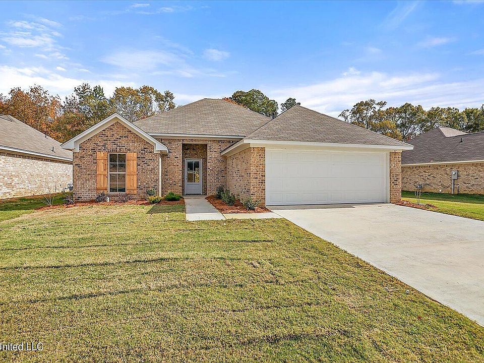 1st image of 557 Silver Hill Dr