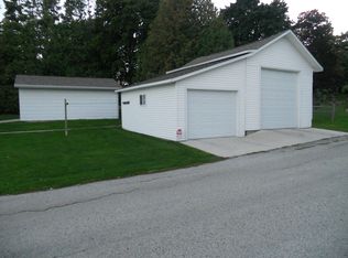 108 Crestmoor Dr, Polk City, IA 50226