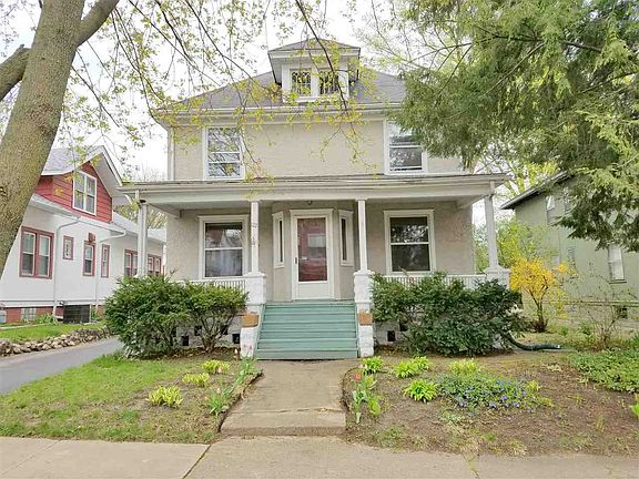 5th image of 122 N Gardiner Ave
