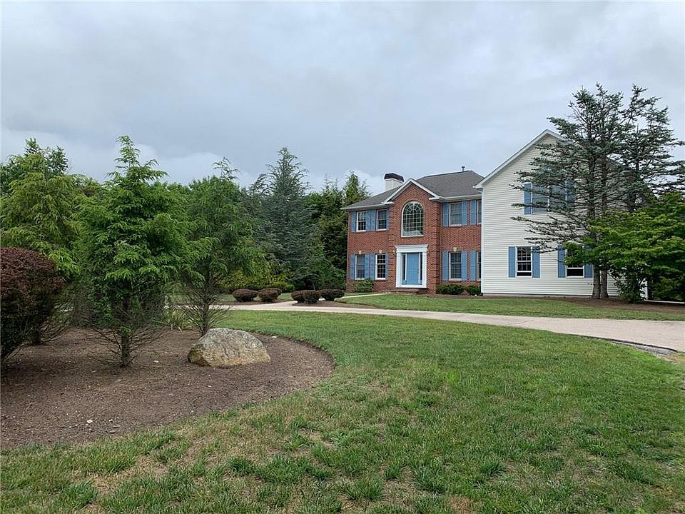 1st image of 20 Juniper Dr