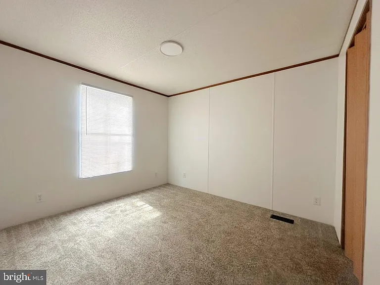 107 Melvin Ave — Photo 12