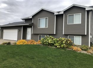 7009 W 68th St, Sioux Falls, SD 57106