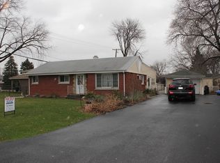 8213 S 83rd Ct, Justice, IL 60458