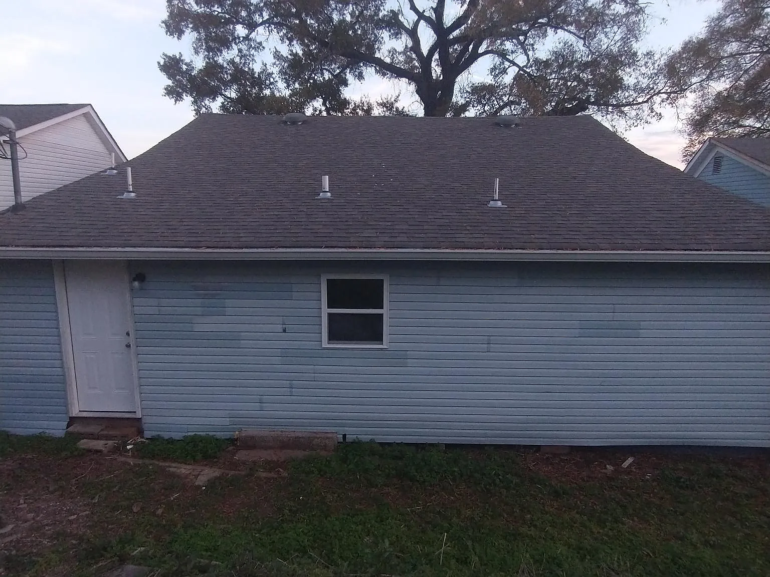 2 bed, 968 sqft, $1,000 — Photo 3