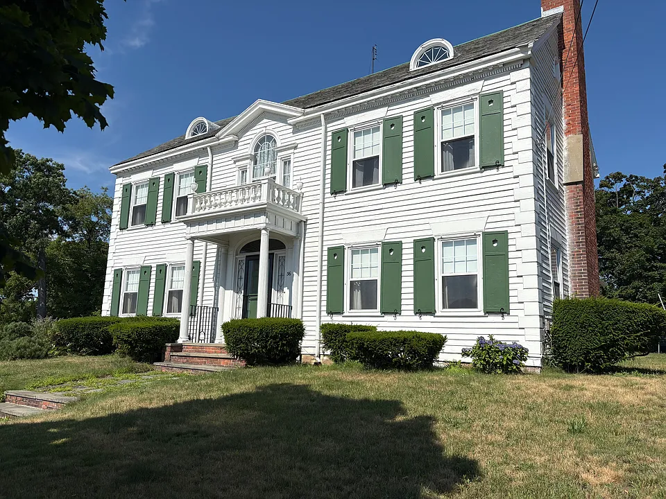 36 Underwood St #1