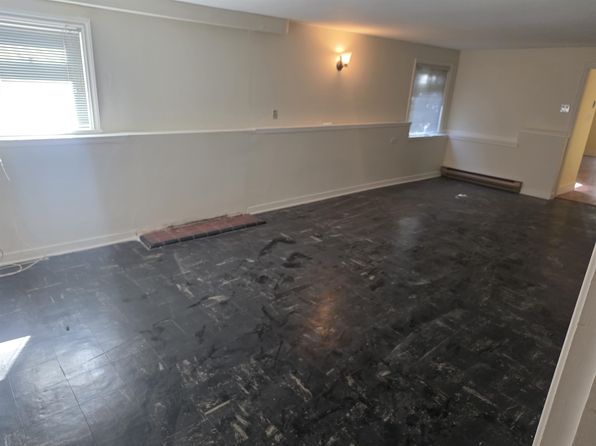 5 bedroom rental in Vancouver — photo 30