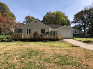 1107 Maple St, Shenandoah, IA 51601