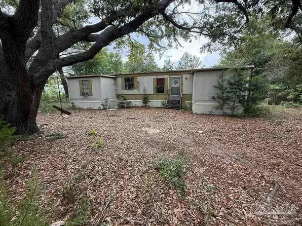 7514 Blackjack Cir, Navarre, FL 32566