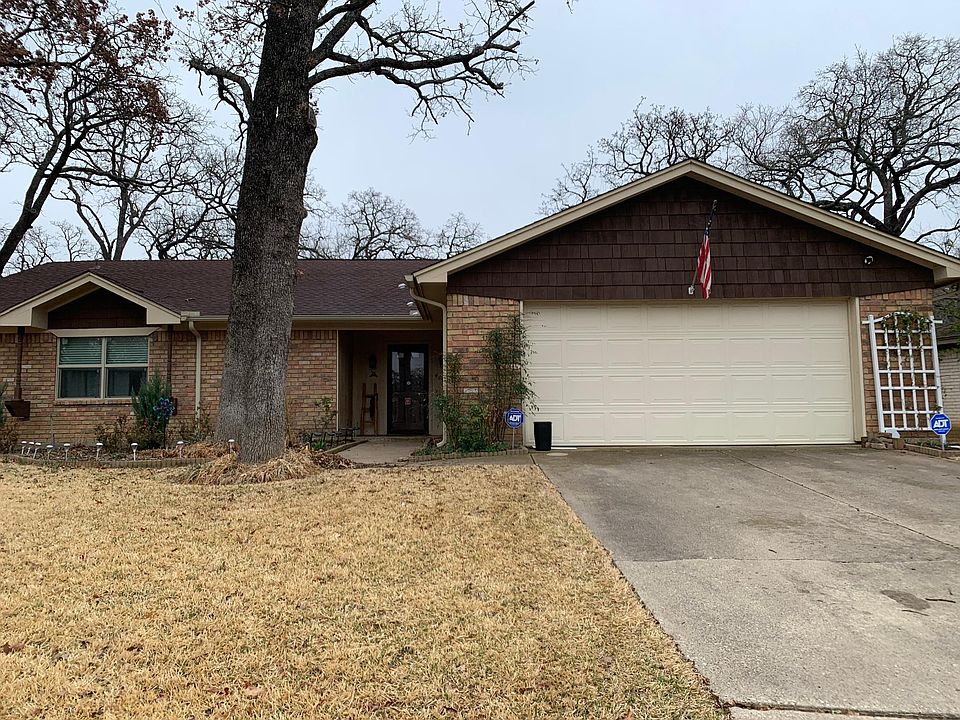 1st image of 4008 Firethorn Dr