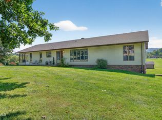 22231 Sandcastle Rd, Abingdon, VA 24211