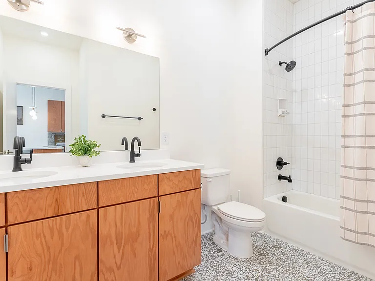 1310 Lischey Ave #307 — Photo 10