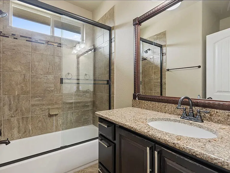 7324 Bandera Ranch Trl #B — Photo 15
