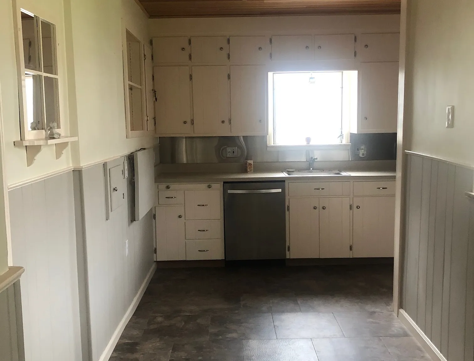 3 bed, 1224 sqft, $1,850 — Photo 3