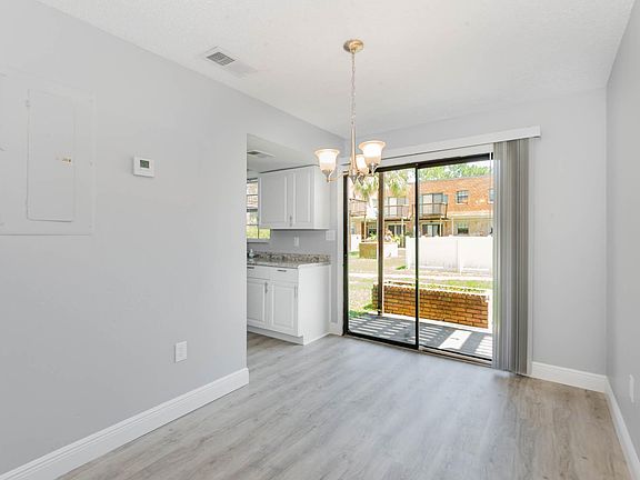 5th image of 1300 Arlington Ln NE APT 104