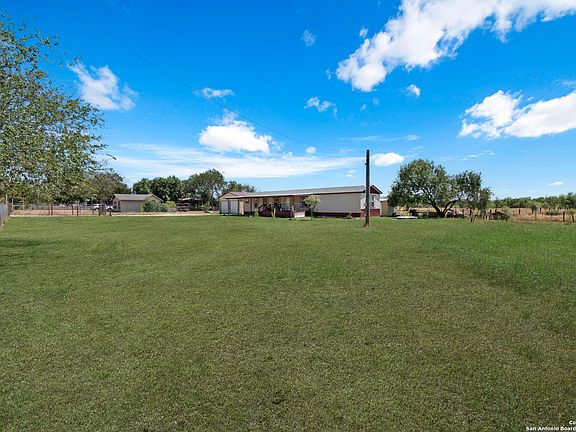 4th image of 13808 GREENWOOD RD