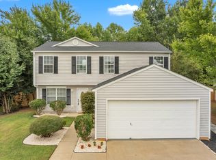 107 Tripmont Ct, Simpsonville, SC 29680