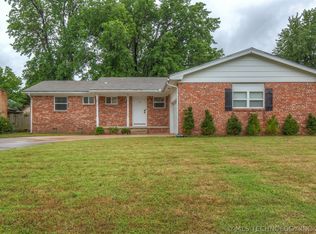 721 W Boston Pl, Broken Arrow, OK 74012