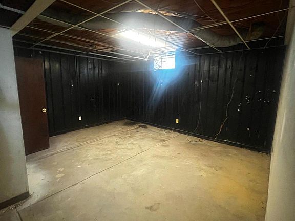 5th image of 71-73 79 Dreamland Park Dr