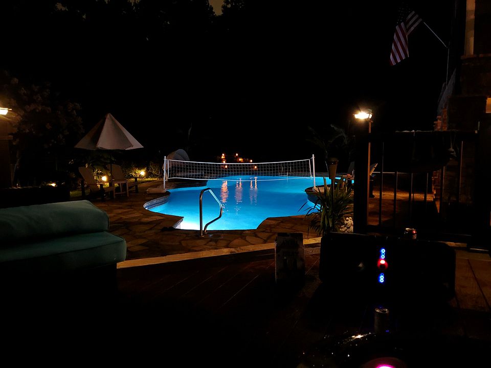 2nd image of 4420 Sylvia Dr NW
