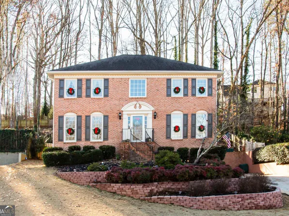 835 Connell Ln, Lawrenceville, GA 30044