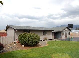 212 Houston Rd, Phoenix, OR 97535