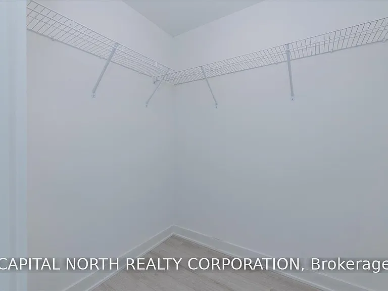 681 Yonge St #616 — Photo 14