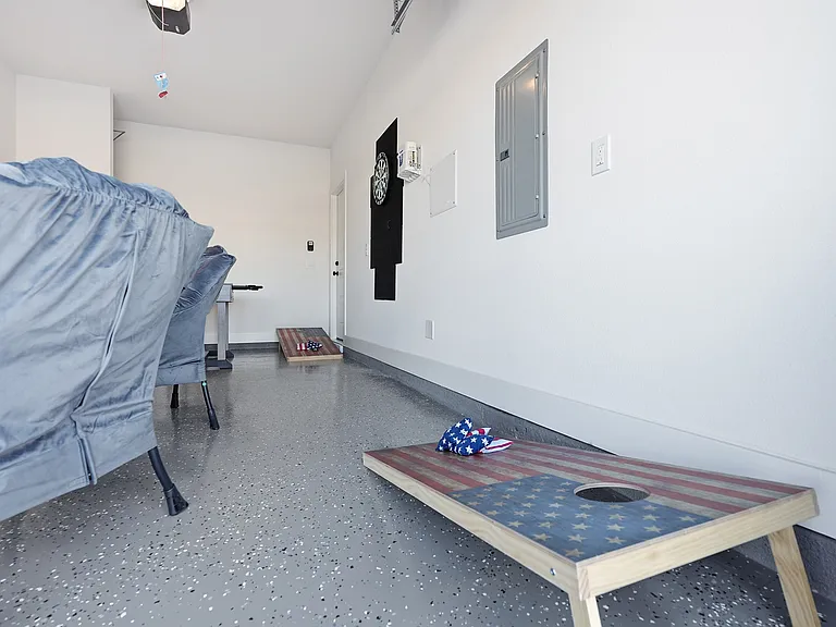 272 Phillips Bluff Ave — Photo 33
