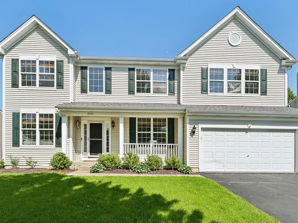 2650 W Autumn Dr, Round Lake, IL 60073