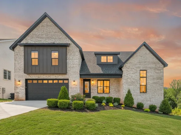 922 Elmwood Ave, Lynchburg, VA 24503