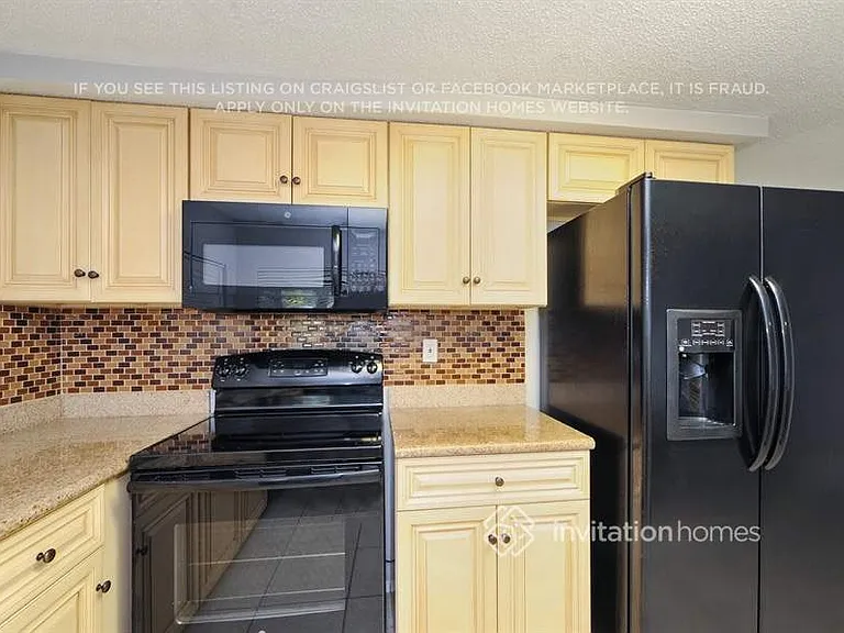 8701 Lincolnshire Dr — Photo 5