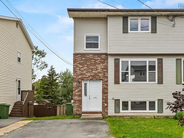 62 Rosewood Ln, Eastern Passage, NS B3G 1B3