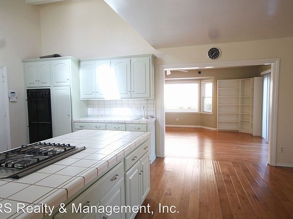4th image of 8510 Nevada Ave