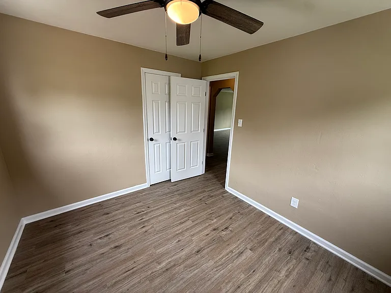 4114 Park Ave — Photo 9