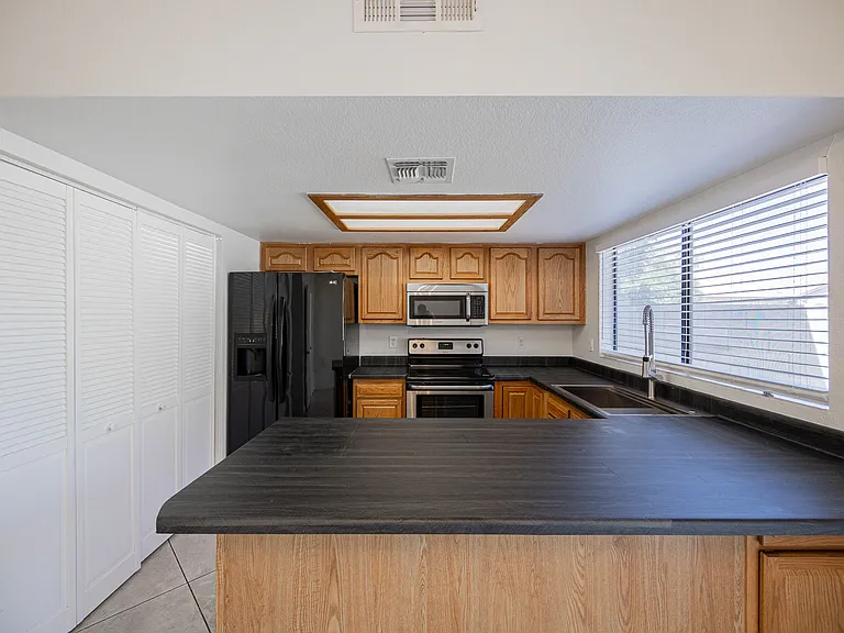 7801 N 44th Dr #1030 — Photo 10