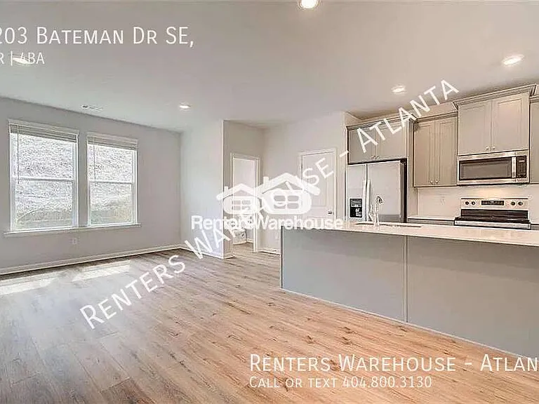 3203 Bateman Dr — Photo 6