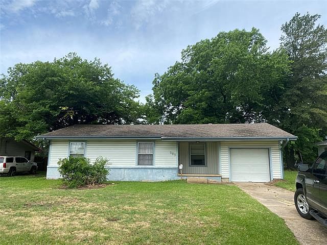 1st image of 103 Russell Dr