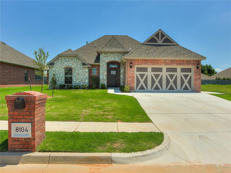 1st image of 8104 Lillas Way